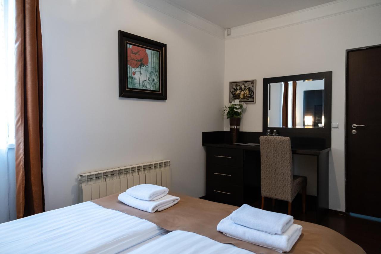 Como A Casa Apartments - Free Parking Сараєво Екстер'єр фото